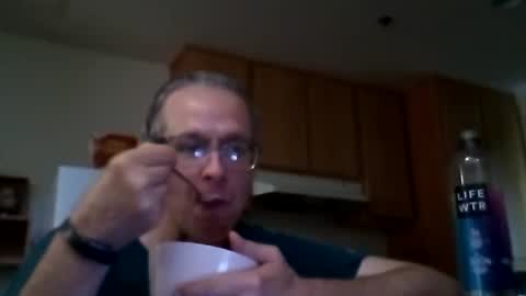 Snapshot of salis1981 chatting on 07/04/26, 06:58 salis1981 online show from 07/04/26, 06:58