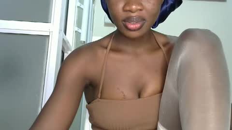 sally_beauty2023 online show from 11/08/25, 07:30