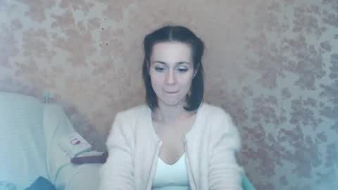 Snapshot of sally_femdom chatting on 01/23/25, 06:03 Sally online show from 01/23/25, 06:03