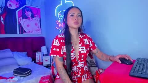 Snapshot of sallybrown_ chatting on 09/15/25, 03:12 miss Sally online every night from 1am to 8am  Colombia time online show from 09/15/25, 03:12