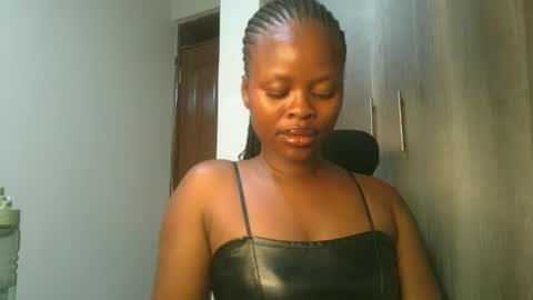 sallysasha254 online show from 12/07/24, 07:32