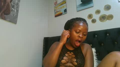 sallysasha254 online show from 02/17/25, 07:31