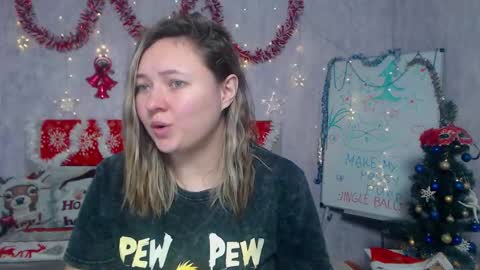 Snapshot of sallyverda chatting on 01/08/26, 06:43 Sally online show from 01/08/26, 06:43