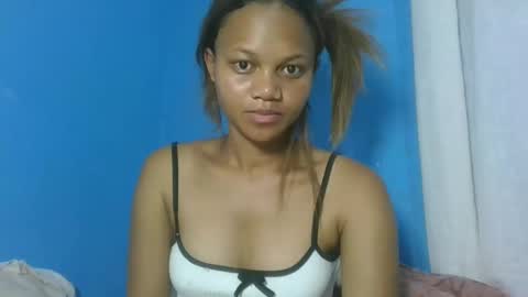 Snapshot of sallywett chatting on 01/19/25, 12:38 SallyWett online show from 01/19/25, 12:38