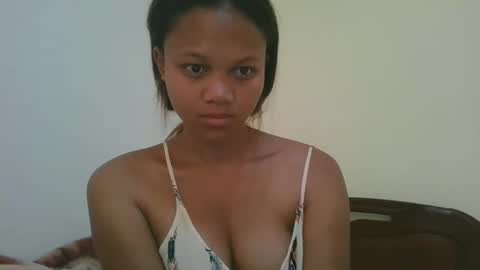 Snapshot of sallywett chatting on 11/16/25, 05:35 SallyWett online show from 11/16/25, 05:35