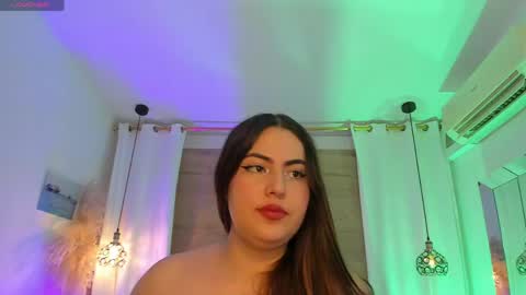 Salma online show from 04/18/26, 12:42