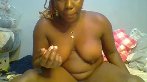 Snapshot of salmah2 chatting on 07/15/26, 11:43 salmah2 online show from 07/15/26, 11:43