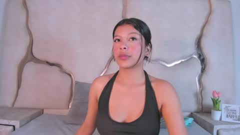 Snapshot of salmaportman_ chatting on 08/04/26, 04:15 salmaportman_ online show from 08/04/26, 04:15