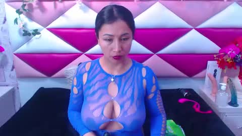 Snapshot of salmasantos chatting on 02/23/25, 03:02 salmasanto online show from 02/23/25, 03:02