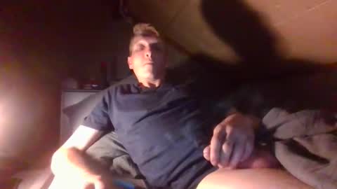 Snapshot of salmo6 chatting on 09/17/25, 12:12 salmo6 online show from 09/17/25, 12:12