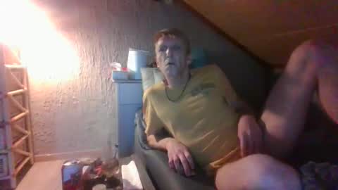 Snapshot of salmo6 chatting on 10/08/25, 07:17 salmo6 online show from 10/08/25, 07:17