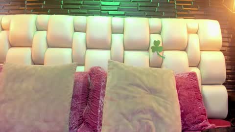 salome online show from 03/25/26, 01:50