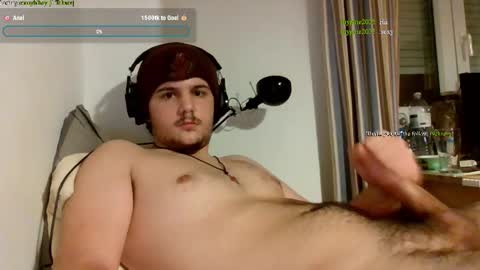 Snapshot of salokiin chatting on 11/30/25, 10:47 salokiin online show from 11/30/25, 10:47