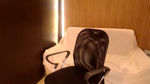 Salome online show from 02/04/26, 09:42