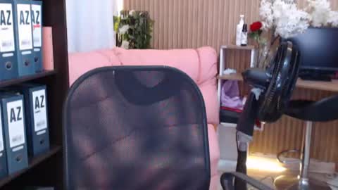 Salome online show from 06/30/26, 11:44