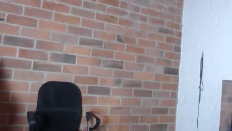 Snapshot of salome__hills chatting on 02/27/25, 01:59 online show from 02/27/25, 01:59