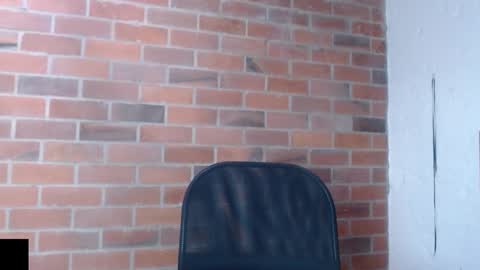 Snapshot of salome__hills chatting on 03/10/25, 08:45 online show from 03/10/25, 08:45