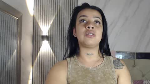 Snapshot of salome__hills chatting on 06/03/26, 12:02 online show from 06/03/26, 12:02