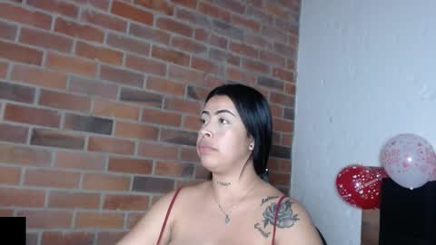 Snapshot of salome__palmer chatting on 02/14/25, 09:03 online show from 02/14/25, 09:03