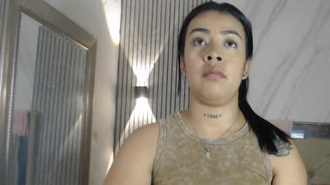 Snapshot of salome__palmer chatting on 05/30/26, 10:40 online show from 05/30/26, 10:40