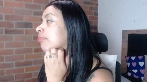 Snapshot of salome__palmer chatting on 06/15/26, 08:00 online show from 06/15/26, 08:00