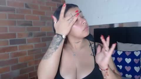 Snapshot of salome__palmer chatting on 07/24/26, 07:01 online show from 07/24/26, 07:01