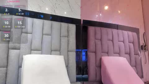 Salome Duque  online show from 10/13/25, 08:36