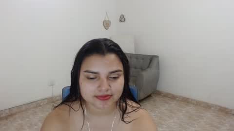 Snapshot of salome_gonzales_ chatting on 10/14/25, 06:42 Salome online show from 10/14/25, 06:42