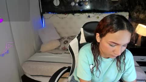 Snapshot of salome_rojas_ chatting on 01/09/26, 08:21 Salome online show from 01/09/26, 08:21