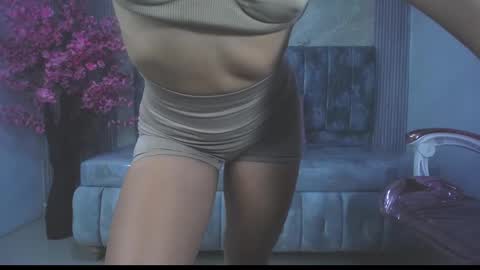 Salome  online show from 09/14/25, 01:16