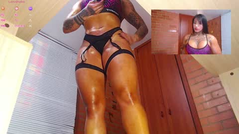 Snapshot of salome_sw chatting on 01/14/25, 06:38 SAMANTHA online show from 01/14/25, 06:38
