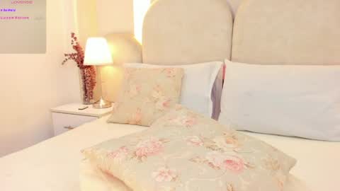   online show from 04/23/26, 08:44