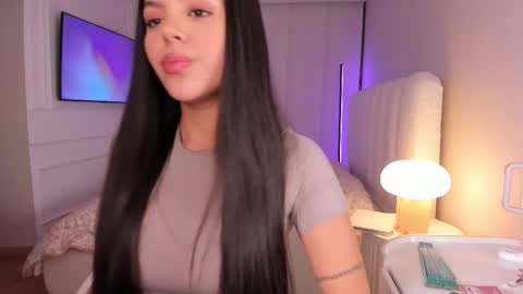 salo online show from 10/30/25, 01:29