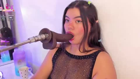 Salome online show from 04/06/26, 04:46