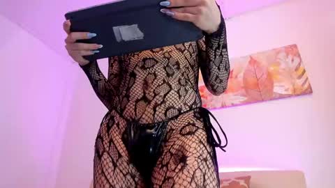 Salome online show from 04/16/26, 09:39