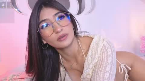Snapshot of salomee_mon chatting on 06/19/26, 03:38 Salo online show from 06/19/26, 03:38
