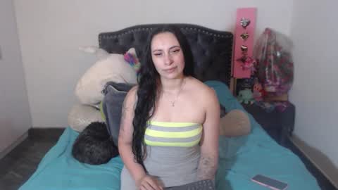 yenny online show from 11/03/25, 04:25