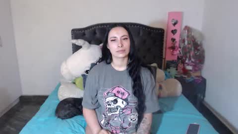 yenny online show from 02/19/26, 05:03