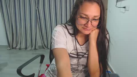 salome online show from 01/15/25, 02:38