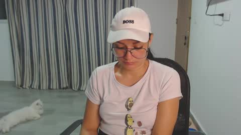 salome online show from 01/28/25, 02:00