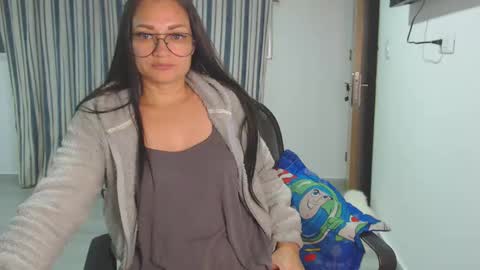 salome online show from 02/01/25, 06:00