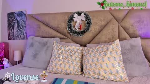 Snapshot of salomesimos1 chatting on 12/20/24, 08:55 Salome online show from 12/20/24, 08:55