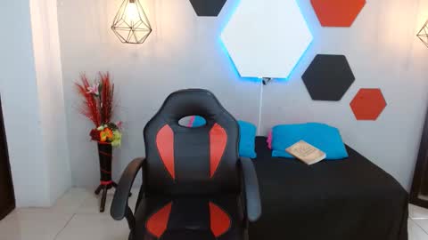 martina online show from 01/18/25, 05:20