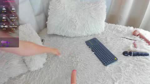 Snapshot of salomethompson1_ chatting on 09/18/25, 07:27 Salom online show from 09/18/25, 07:27
