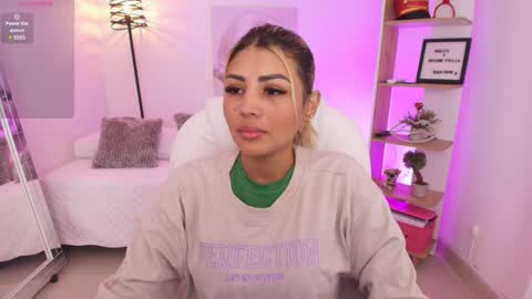 SALOME online show from 02/14/25, 11:42