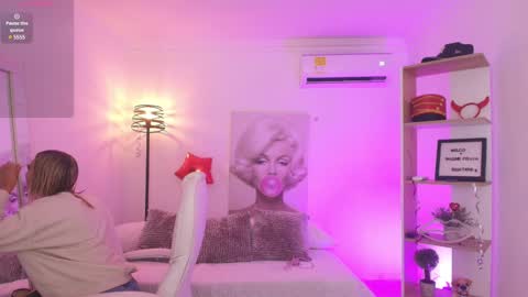 SALOME online show from 02/20/25, 12:04