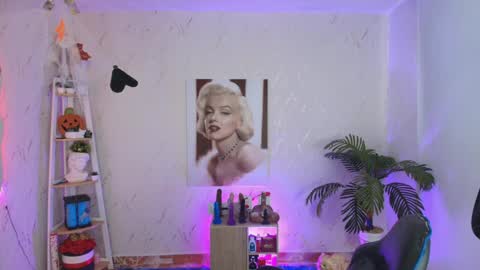 SALOME online show from 04/12/26, 12:10