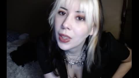 Snapshot of salted_carmen chatting on 03/02/25, 12:20 Carmen online show from 03/02/25, 12:20