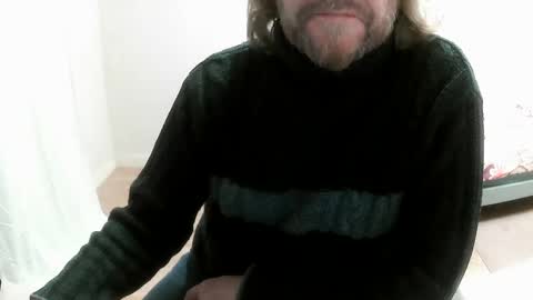 Snapshot of saltimbanquier chatting on 03/11/25, 07:26 Saltimbanquier Salt ou Banquier online show from 03/11/25, 07:26