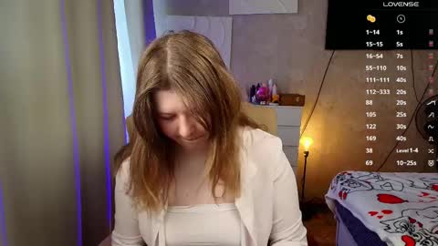 Snapshot of salut_love chatting on 04/26/26, 10:35 Ruby online show from 04/26/26, 10:35